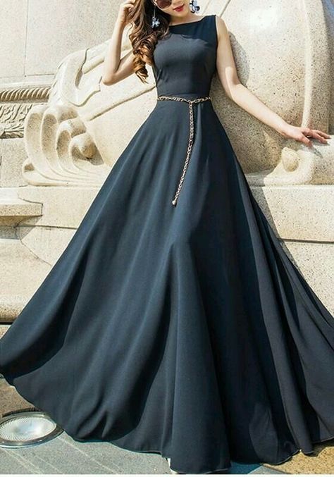 Maxi Long Dress, Long Gown Dress, Indian Gowns Dresses, Neck Women, Elegant Maxi Dress, Stylish Party Dresses, Stylish Dresses For Girls, Dress Beach, Dresses Vintage