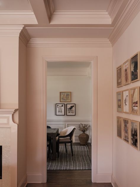 #BringingItalytoSpain — mitzi maynard Pink Hallway, Setting Plaster, Pink Dining Rooms, Pink Painted Walls, Light Pink Walls, 2024 Bedroom, Album Wall, Colour Wall, Hall Ideas