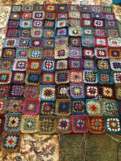 :) Granny Square Blanket Vintage, Scrappy Granny Square Blanket, What To Use Granny Squares For, Granny Square Color Schemes, Grant Square Blanket, Granny Square Knitting Pattern, Grammy Square Blanket, Crochet Blankets Granny Square, Colorful Granny Square Blanket