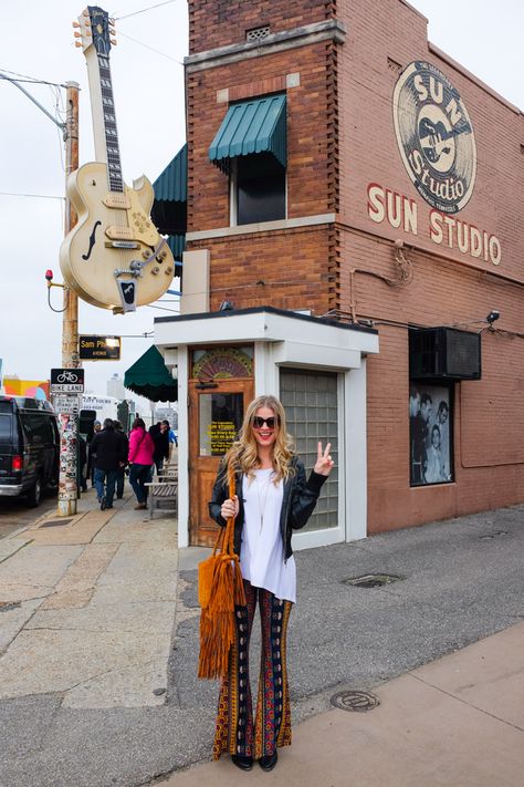 Travel Outfit Memphis Road Trip Outfit Summer, Memphis Tennessee Vacation, Travel Outfit Summer Road Trips, Trip Outfit Summer, Things To Do In Memphis, Summer Road Trips, Road Trip Outfit, Tennessee Travel, Road Trip Packing