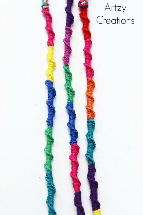 Chinese-Ladder-Friendship-Bracelets 4-Artzy Creations Chinese Ladder Bracelet, Chinese Staircase Bracelet, Chinese Staircase, Crochet Braids For Kids, Ava Elizabeth, Friendship Bracelets Easy, Friendship Bracelet Patterns Easy, Diy Crafts For Teens, Bracelets Tutorial