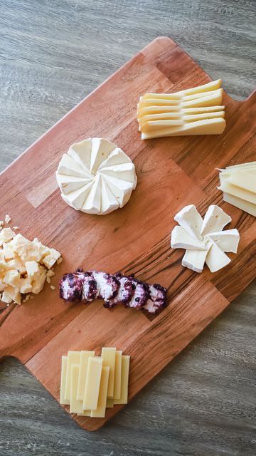 Charcuterie Board Cheese Knives, Arranging Cheese On Charcuterie Board, Cheese Board How To, Huge Cheese Board, How To Cute Cheese For Charcuterie, How To Make A Cheese Board Easy, Charcuterie Board Organization, Cheese Shapes For Charcuterie, How To Set Up Charcuterie Board