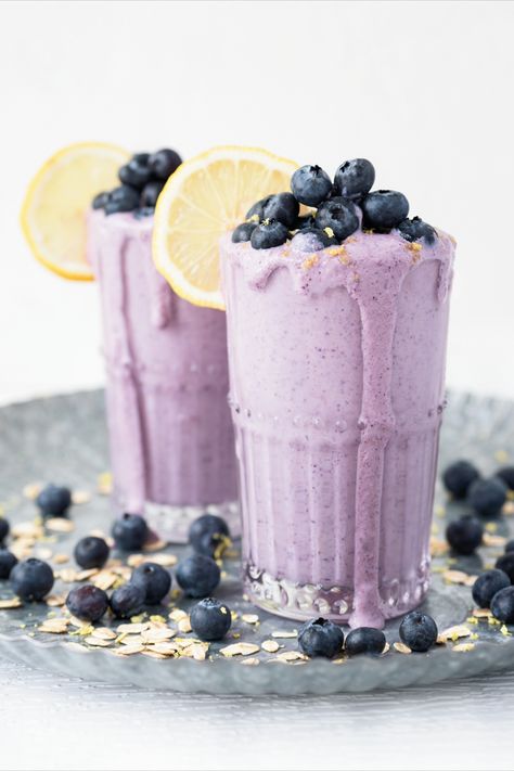 Recipe: Lemon Blueberry Cashew Smoothie | This recipe from Joy McCarthy's The Joyous Cookbook  is the perfect marriage of freezer and pantry favourites Cashew Milk Smoothie, Green Tea Muffins, Cashew Smoothie, Super Green Smoothie, Morning Meals, Almond Smoothie, Protein Shake Smoothie, Banana Chocolate Chip Muffins, Cashew Milk