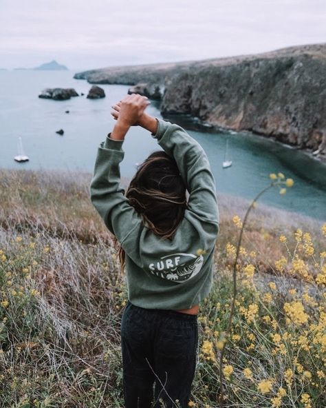 Breathe in the salty air + wildflowers... #spring #soloinnature  PC: @joeobrienphoto Eryn Krouse, Surfer Girl Aesthetic, Off White Tees, Surf Instructor, Mavericks Surfing, Water Surfing, Pro Surfers, Surf Tee, Surfer Girl Style