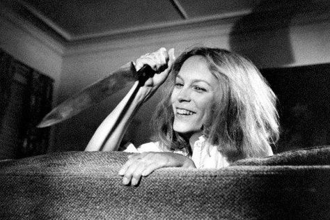 Jodie Foster, Halloween Jamie Lee Curtis Halloween, Horror Classics, Halloween Franchise, The Last Man On Earth, Halloween 1978, Halloween Film, Horror Stuff, Slasher Film, Slasher Movies