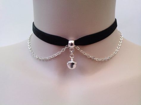 Ribbon Choker Necklace, Ribbon Choker, Chocker Necklace, Lace Jewelry, Solitaire Pendant Necklace, Velvet Choker, Beaded Crafts, Jingle Bell, Choker Style