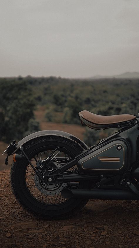 Jawa 42 Bobber, Jawa Perak, Jawa 42, Iphone Hd Wallpaper, Royal Enfield Wallpapers, Bridge Wallpaper, Lockscreen Iphone, Huawei Wallpapers, Vintage Cafe Racer