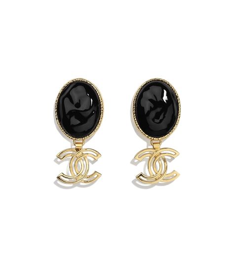 Chanel Earnings, Earrings Chanel, Chanel Store, Fashion Chanel, Couture Mode, Chanel Earrings, Chanel Accessories, Chanel Jewelry, Jewelry Lookbook