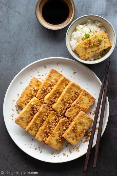 Lemongrass Tofu Vietnamese, Vietnamese Tofu Recipes, Vietnamese Appetizers, Vietnamese Tofu, Tofu Meals, Lemongrass Tofu, Chili Tofu, Vegan Vietnamese, Lemongrass Recipes