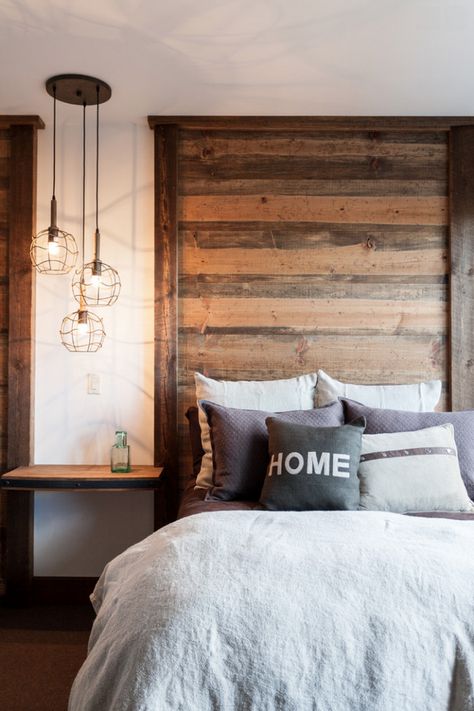 Looking for some bedroom design ideas? Check out these 20 inspiring Modern Rustic Bedroom Retreats! upcycledtreasures.com Cabin Bedrooms, Wooden Headboards, Farmhouse Bedroom Set, Modern Rustic Bedrooms, Rustic Farmhouse Bedroom, Bed Headboard Design, Farmhouse Style Bedrooms, Rustic Headboard, Rustic Bedroom Decor