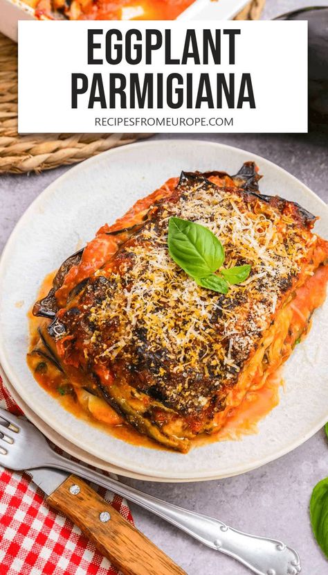 Want to make delicious Eggplant Parmesan? This timeless Italian dish is made with fresh eggplant, tomato passata, mozzarella and fresh basil! How To Make Eggplant Parmesan, Best Eggplant Parmesan Recipe, Italian Eggplant Recipes, Italian Eggplant, Tomato Passata, Eggplant Parmesan Recipe, Eggplant Parmigiana, Eggplant Recipes Parmesan, Eggplant Parm