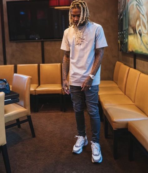 Lil Durk Outfits, Drip Outfit Men Hood, Designer Drip Outfits Men, Drippy Fits, Black Baby Boys, Rapper Outfits, Lil Durk, Music Festival Outfit, Drip Outfit Men