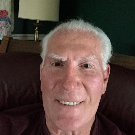 dad's goofy in the mornings...taking selfies Grandpa Funny Pfp, Selfie Funny Face, Goofy Selfies, Goofy Ahh Uncle, Bad Selfies Hilarious, Old Man Selfie, Ugly Person Selfie, Old Facebook, People Inspiration