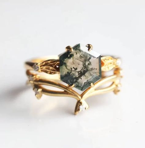 Nesting Wedding Band, Agate Wedding Ring, Agate Wedding, Twig Ring, Cute Engagement Rings, Detailed Engagement Ring, Agate Engagement Ring, Moss Agate Ring, Green Rings