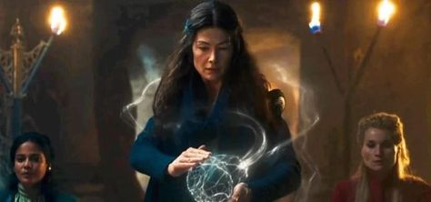 Wheel of Time: "The Dragon Reborn" Recap House Of The Dragon Syrax Gif, Dragons House Of The Dragon Gif, House Of The Dragon Cinematography, Wheel Of Times, House Of The Dragon Season 2 Gif, Older Rhaenyra Targaryen Gif, Fantasy Shows, Rosamund Pike, A Discovery Of Witches