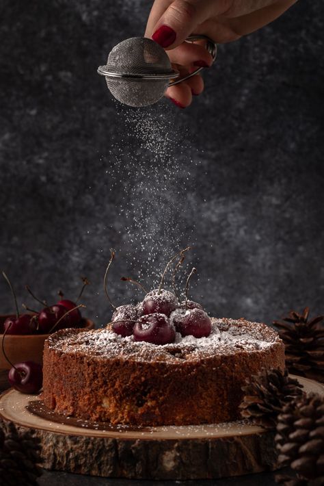 Rörda Kakan - Swedish Mixed Traybake Cake - Photo by © Reka Csulak Three Pod Studio Food Photography Cake, Christmas Food Photography, Snow Cake, Food Photography Dessert, Dessert Halloween, Baking Photography, Winter Baking, Dessert Photography, Festive Desserts