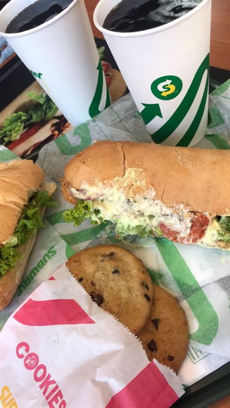 FoodsubwaynaturanaturalsandwichsandwichescookiescookiecokeInstagramstorystoriesstorie Subway Sandwich Aesthetic, Subway Snap, Subway Aesthetic Food, Subway Food, Sandwich Aesthetic, Subway Aesthetic, Freakshakes Recipe, Subway Cookies, Subway Sandwich