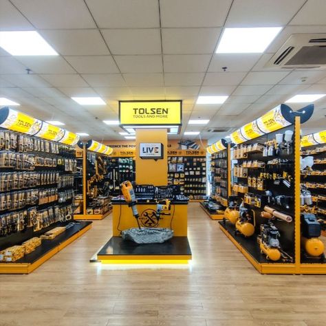 Tolsen showroom. Still a little part. We provide full range hand tools, products include the holding tools, mechanic tools, fastening tools etc. And the latest released 20V LITHIUM-ION POWER TOOLS. Is there anything you like? #tolsen #tolsentools #toolsofthetrade #toolsofmytrade #toolbox #pliers #screwdrivers #ratchets #spanners #measuringtools #batterypowered #cordlesstools #TapeMeasures #herramientas Napa Auto Parts Store, Store Display Design, Garage Workshop Plans, Retail Design Display, Workshop Plans, Tool Store, Industrial Design Furniture, Store Layout, House Of Beauty