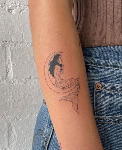 Mermaid Tattoo Aesthetic, Mermaid Aesthetic Tattoo, Mermaid Tattoo Minimalist, Fine Line Mermaid Tattoo, Gardening Hairstyles, Tiktok Nails, Hairstyles Tiktok, Tattoo Designs Drawings, Dainty Tattoo