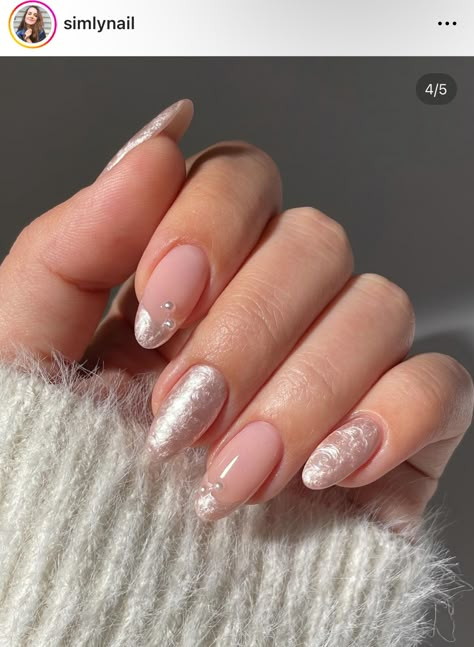 Agust Nails, Demure Nails, Manicure Classy, Colors For Nails, Bridal Nails Designs, Mickey Nails, Fancy Nail Art, Nails Bling, Nail Bags