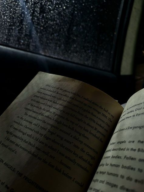 Reading On Rainy Days Aesthetic, Reading On A Rainy Day Aesthetic, Rainy Afternoon Aesthetic, Reading Aesthetic Night, Reading At Night Aesthetic, Aesthetic Rainy Night, Night Reading Aesthetic, Calm Core, Rainy Night Aesthetic