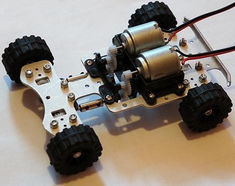 Car For Beginners, Arduino Controller, Mobil Rc, Rc Cars Diy, Esp8266 Arduino, Car Wiring, Arduino Robot, Europa Park, Robotics Projects