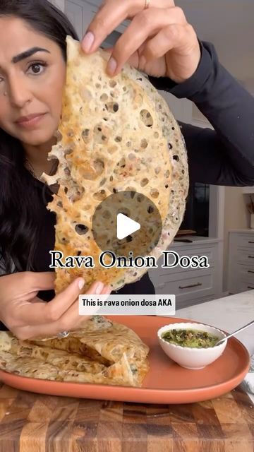 Onion Rava Dosa Recipe, Rava Dosa Recipe Video, Rava Recipes, Indian Dosa Recipe, Rava Dosa Recipe, Indian Dosa, Chilli Cheese Toast, Rice Flour Recipes, Rava Dosa