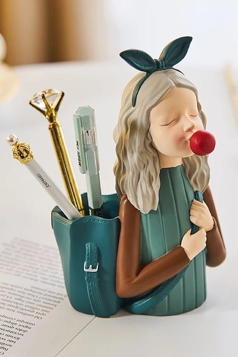 Air Dry Clay Desk Organizer, Clay Pen Stand, Penstands Creative, Pen Holder Ceramic, Kids Playroom Sculptures & Statues, Decor Study Room, Character Sculpture, Sculpture Modern, Home Decor Products