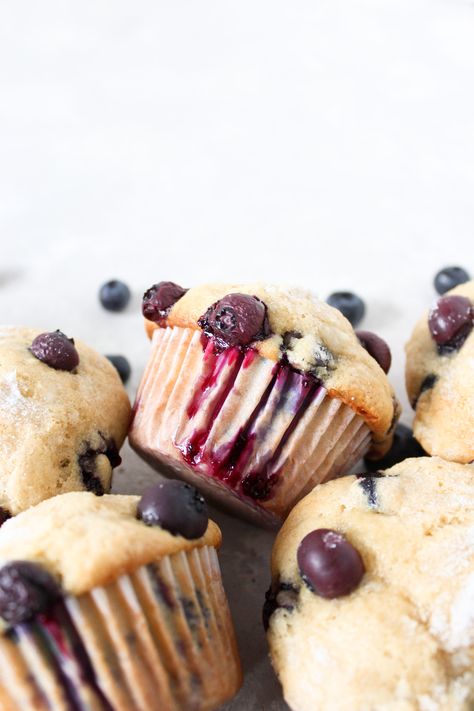 Blueberry Cottage Cheese Muffins - Sweets by Elise What To Do With Cottage Cheese, Blueberry Cottage Cheese, Cottage Cheese Muffins, Muffin Flavors, Macro Recipes, Moist Muffins, Healthy Breakfast Muffins, Peach Cobbler Easy, Berry Muffins