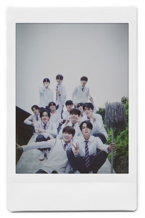 Treasure Polaroid, Treasure Song, Cool Kidz, Treasure Planet, Polaroid Pictures, Boy Idols, Treasure Maps, Wallpaper App, Korean Idol