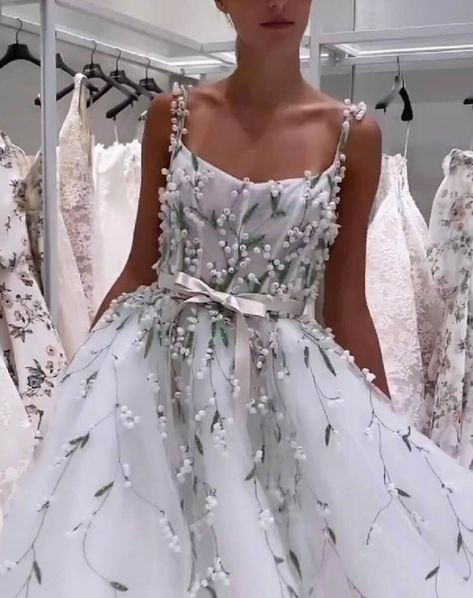 We Can't Wait for Monique Lhuillier Fall 2021 - John Cain Photography | Dallas TX Wedding Dresses Ball Gown Corset, Ball Gown Corset, Monique Lhuillier Wedding, Monique Lhuillier Wedding Dress, Monique Lhuillier Bridal, Wedding Dresses Ball Gown, Dresses Ball Gown, Couture Wedding Gowns, Ceremony Dresses