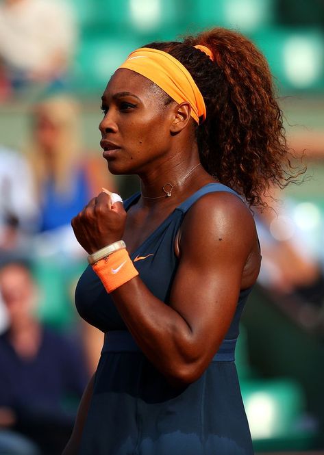 Serena Williams Tennis, Venus And Serena Williams, Williams Tennis, Venus Williams, Play Tennis, Womens Tennis, Badass Women, Serena Williams, Female Athletes