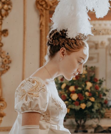 Phoebe Dynevor Bridgerton, Daphne Bridgerton Aesthetic, Daphne Icon, Bridgerton Daphne, Bridgerton Wallpaper, Bridgerton Aesthetic, Daphne Bridgerton, Phoebe Dynevor, Regency Era Fashion