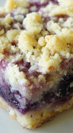 Blueberry Lemon Slice                                                                                                                                                      More Blueberry Sour Cream Pie, Blueberry Sour Cream Cake, Blueberry Treats, Flourless Recipes, Sour Cream Pie, Blueberry Crumb Bars, Blueberry Crumble Bars, Crumb Bars, Sour Cream Cake