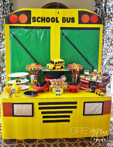 Wheels on the Bus Party | CatchMyParty.com Bus Themed Birthday Party, School Bus Party, Escuela Diy, Transportation Party, School Murals, Party Hostess, Back To School Party, Magic School Bus, School Bus Driver