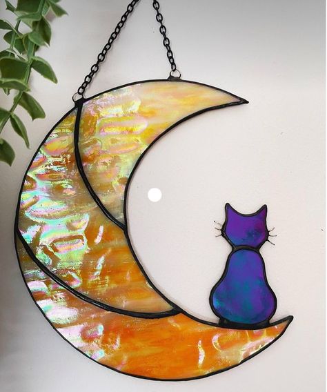 Stained Glass Moon Patterns, Moon Stained Glass Patterns, Wind Charms, Stained Glass Cat, Stained Glass Kits, Cat Stain, Stained Glass Patterns Free, Glass Suncatchers, Fused Glass Artwork