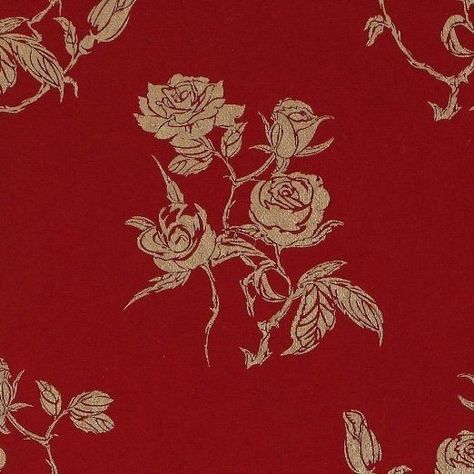 Winter Train, Red Wrapping Paper, Train Wallpaper, Lizzie Hearts, Iphone Wallpaper Winter, Wallpaper Winter, I See Red, Gold Roses, Wallpaper Iphone Wallpaper