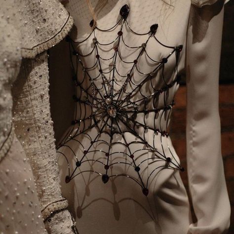 Spider Inspired Outfit, Spider Costume, Spider Queen, Design Board, Witch Aesthetic, Themed Outfits, Men Fits, Inspired Fashion, Fantasy Fashion