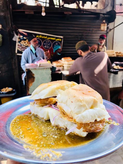 Famous bun kabab stall at Burns road Karachi, Pakistan. 🌍 🍔 . . . . . . . . . #travel #travelphotography #travelgram #traveltheworld #travelblogger #traveling #traveler #travelguide #travelvibes #travelbook #followforfollowback #follow4followback #followtrain #followme #followmefollowyou #like4likes #likeforlikeback #dawndotcom #photography #art #pakistan #dreams Bun Kabab, Pakistan Travel, Food Street, Karachi Pakistan, Food Culture, Pretty Food, Photography Art, Food Pictures, Street Food