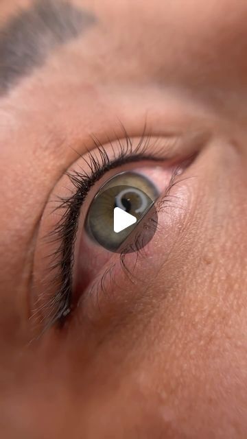 Sheyma Beauty on Instagram: "The Benefits of a Lash Enhancement …..

• Helps to define the eye: A dark lash line is a subtle way of giving the appearance of thicker lashes, which is nice for fair-haired individuals as it makes the eyes stand out more.

• Easy to maintain: This service is great for people who don’t want to appear too made up; and/or unable to apply eyeliner.

• Works for all skin tones: A lash enhancement tattoo is flattering on all skin pigments and eye colors.

#lash #lashenhancementtattoo #eyelashes #eyelashenhancement #eyeliner #eyes" Lash Line Enhancement Tattoo, Eyelash Enhancer, Thick Lashes, How To Apply Eyeliner, The Eye, Eye Color, Skin Tones, Eyelashes, Eyeliner