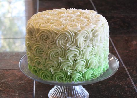 Green Ombre Rosettes Buttercream Rosette Cake, Ombre Rosette Cake, Rosette Cupcakes, Pink Ombre Cake, 15th Birthday Cakes, Cookie Cake Pie, Rosette Cake, Strawberry Frosting, Green Cake