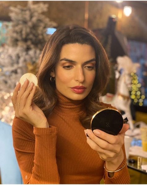 Makeup sales discount oriflame cosmetics Tonia Sotiropoulou, Giordani Gold, Baby George, Makeup Looks, Georgia, Marvel, Makeup, Gold, Make Up Looks