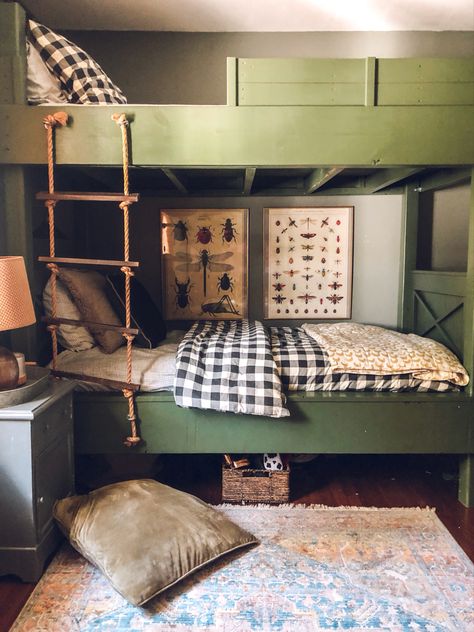 Big Boy Room Bunk Beds, Kids Rooms Bunk Beds, Big Boy Bunk Beds, Cabin Bed Boys Room, Green Bunk Beds Boys, Boy Bedroom Bunk Beds, Insect Room Decor, Green Bunk Beds, Cozy Bunk Beds