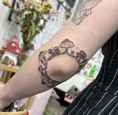 Rose And Mushroom Tattoo, Elbow Mushroom Tattoo, Mushroom Ring Tattoo Ankle, Mushroom Ring Tattoo Elbow, Single Mushroom Tattoo, Happy Mushroom Tattoo, Mushroom Fairy Circle Tattoo, Mushroom Collar Bone Tattoo, Fairy Ring Tattoo Elbow