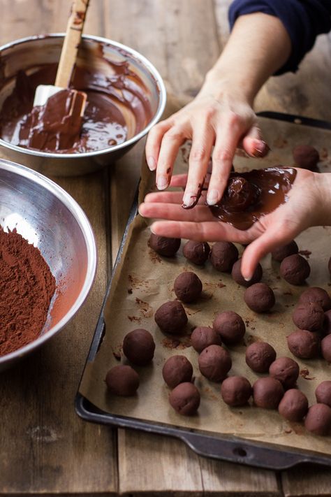 culinary adventures! Truffle Chocolate, Bojon Gourmet, Baking Photography, Nutella Cake, Slow Cooker Desserts, Birthday Desserts, Food Photography Inspiration, Chocolate Shop, Creamy Chocolate