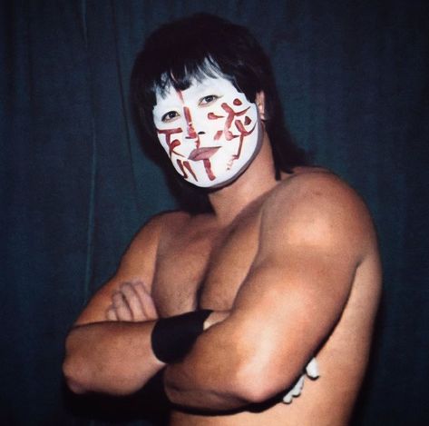 Great Muta, 4 Life, Pro Wrestling, Aesthetic Pictures, Face Paint, Carnival Face Paint, Nba, Halloween Face Makeup, Wrestling