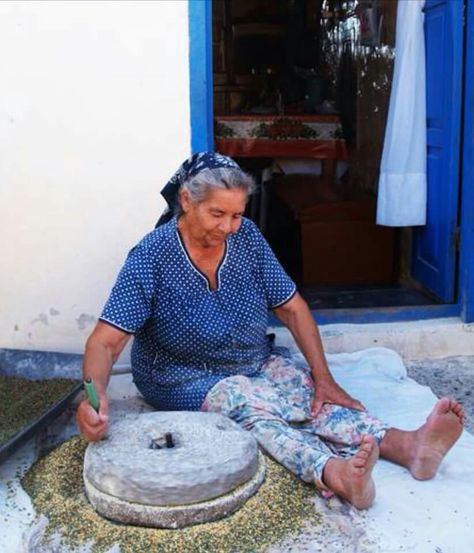 A Cypriot lady breaking wheat by a manual stone mill the traditional way Cypriot Culture, Cyprus Culture, Greek People, Greece Pictures, Greek Tradition, Little Red Hen, Red Hen, Sarah Kay, Southern Europe