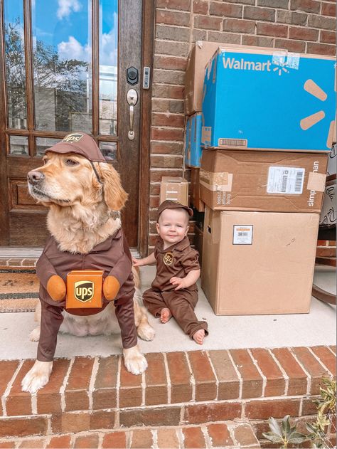 Ups Costume, Baby Dog Costume, Babies First Halloween, Halloween Costume Dog, Family Themed Halloween Costumes, Halloween Customs, Halloween Costumes For Boys, First Halloween Costumes