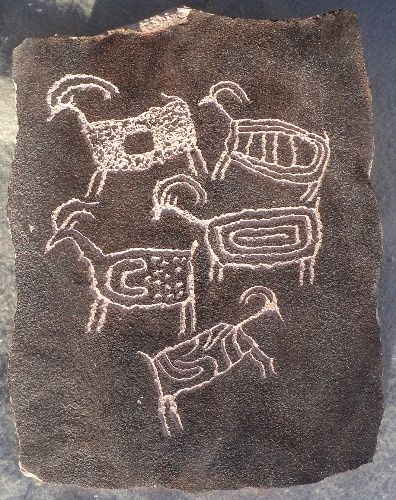 Petroglyphs Art, Cave Drawings, Ancient Drawings, Bighorn Sheep, Cave Art, Prehistoric Art, Art Ancien, Spirit World, Cave Paintings