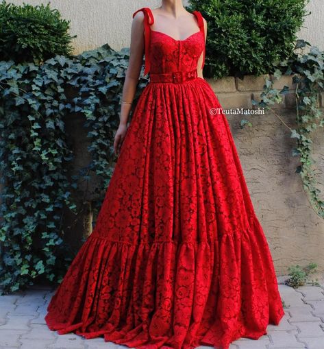 d9731321ef4e063ebbee79298fa36f56desc48609093ri Teuta Matoshi, Red Lace Prom Dress, Prom Dresses Sleeveless, Burgundy Lace, Elegant Dresses For Women, Prom Dresses Lace, Dress Formal, Evening Gowns Formal, Long Prom Dress